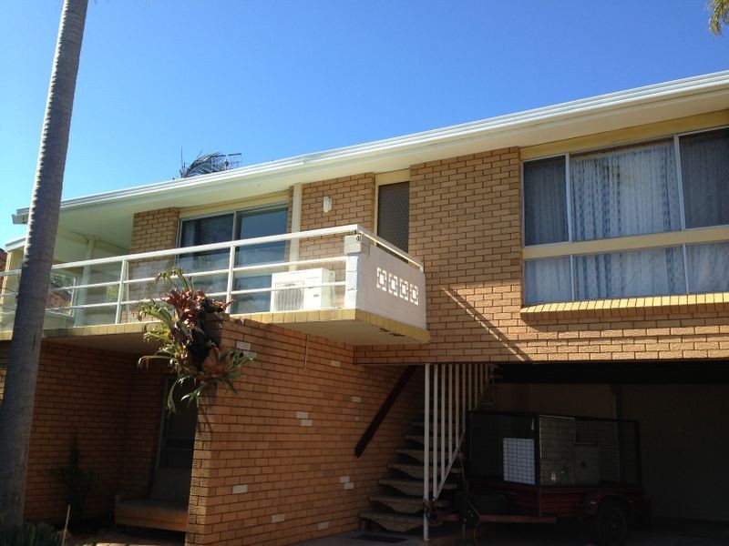 4 Highclere Street, Bateau Bay NSW 2261