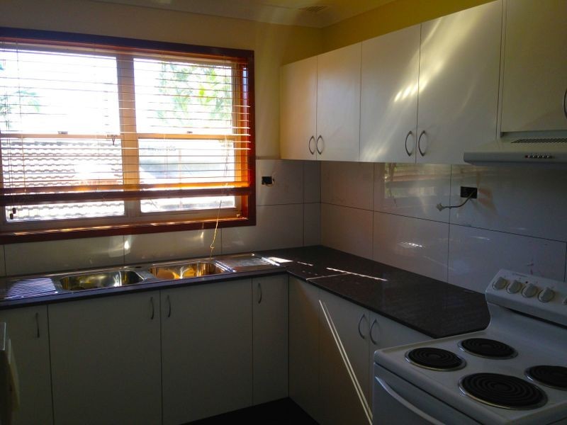 4 Highclere Street, Bateau Bay NSW 2261