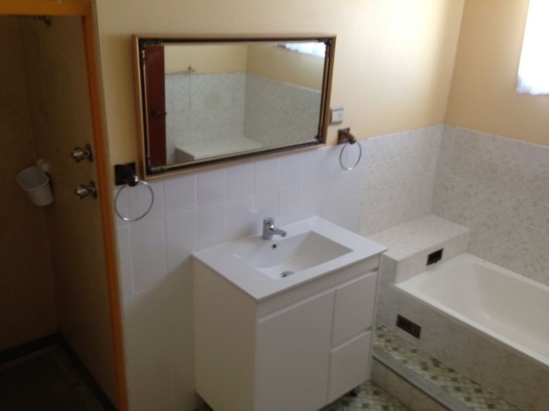 4 Highclere Street, Bateau Bay NSW 2261