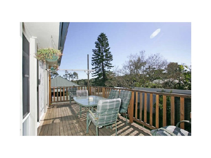 5 Whalans Road, Bateau Bay NSW 2261