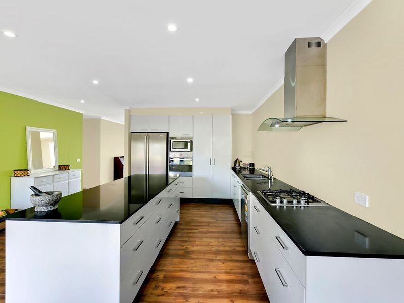 7 Carnation Close, Bateau Bay NSW 2261