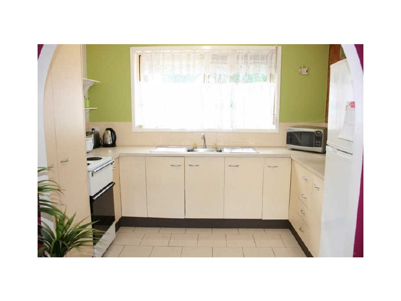 12/21 Lancaster Pde, Bateau Bay NSW 2261