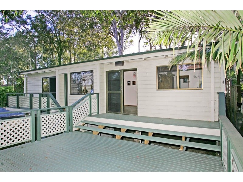 20 Northview Drive, Bateau Bay NSW 2261