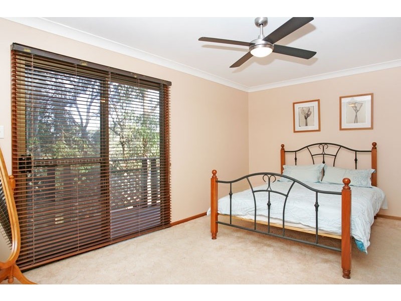 20 Northview Drive, Bateau Bay NSW 2261