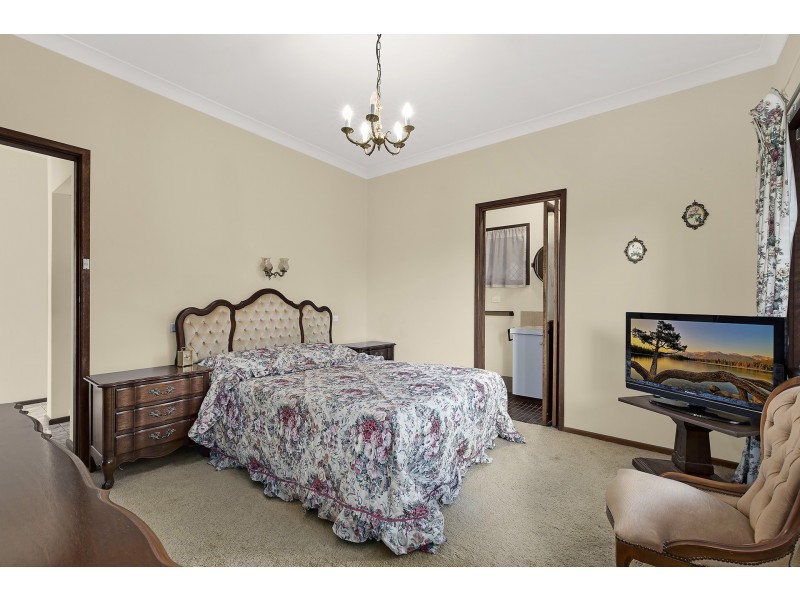 1A Bateau Bay Road, Bateau Bay NSW 2261