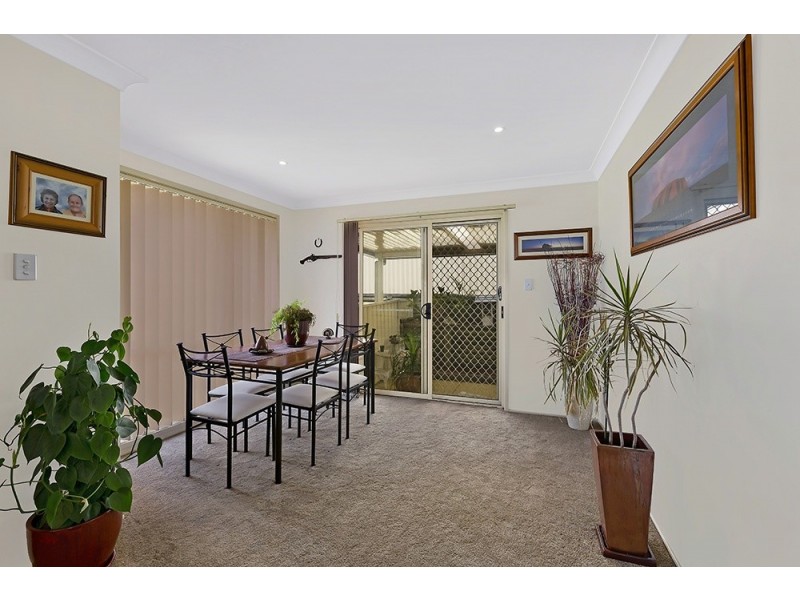 1/3 Mossman Avenue, Bateau Bay NSW 2261