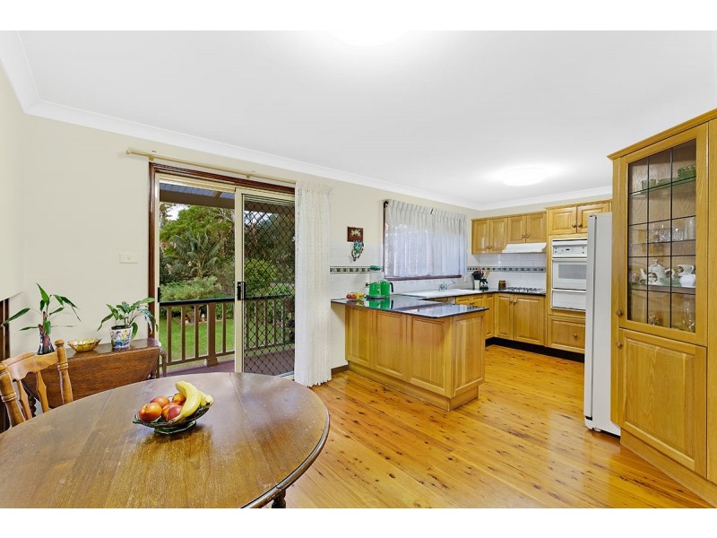 10 Point Street, Bateau Bay NSW 2261