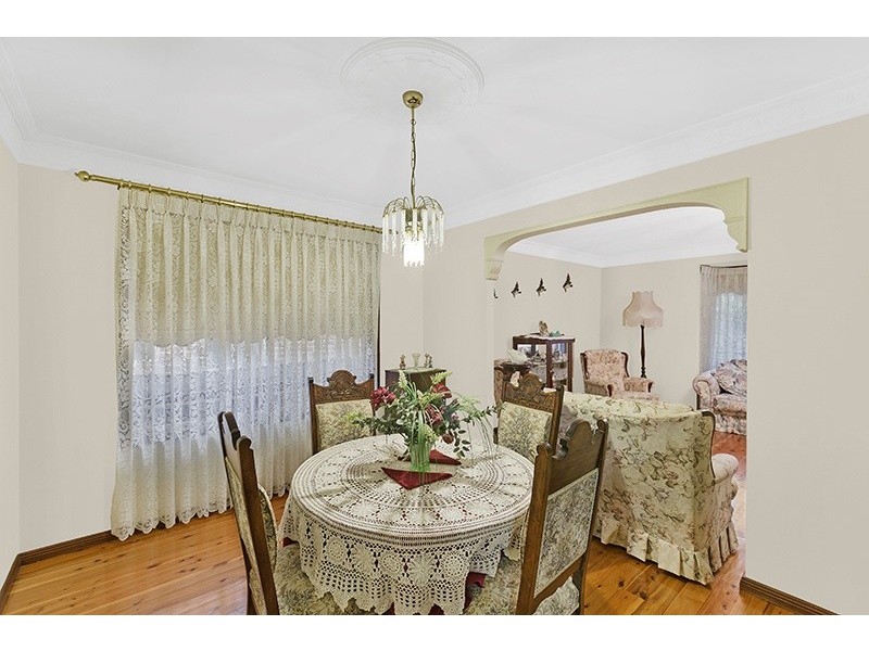 10 Point Street, Bateau Bay NSW 2261