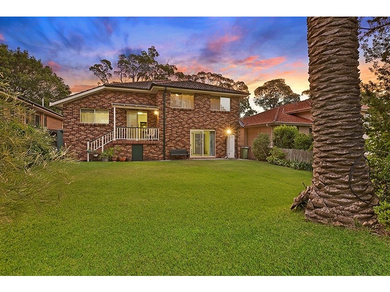 10 Point Street, Bateau Bay NSW 2261