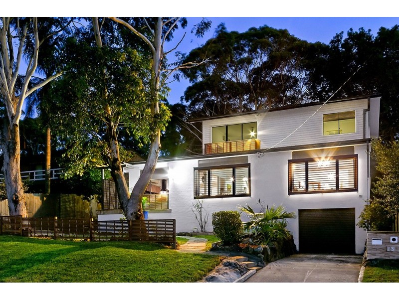 13 Toongara Avenue, Bateau Bay NSW 2261