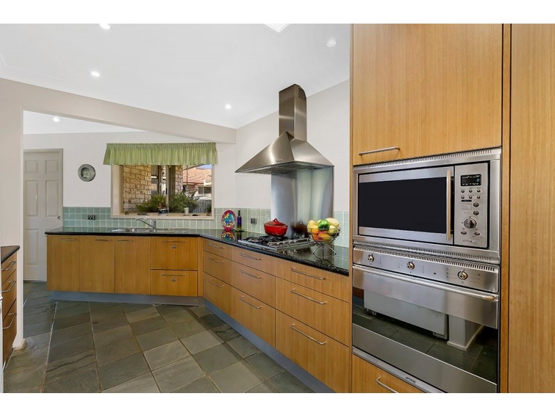 14 Viscount Close, Shelly Beach NSW 2261