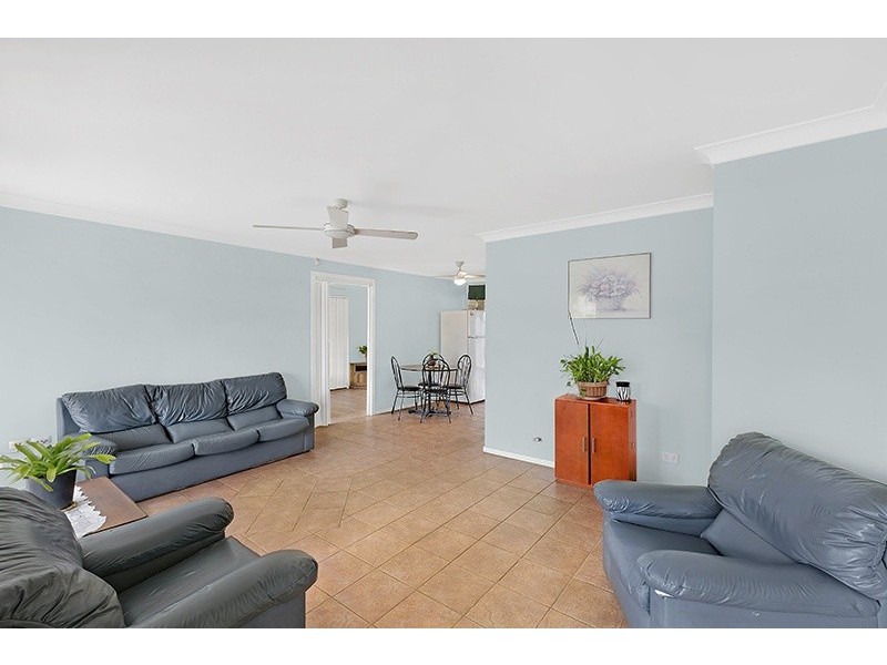 125 Rotherham Street, Bateau Bay NSW 2261