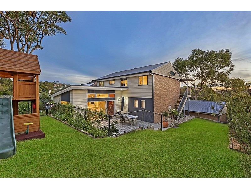 8 Parklands Close, Bateau Bay NSW 2261