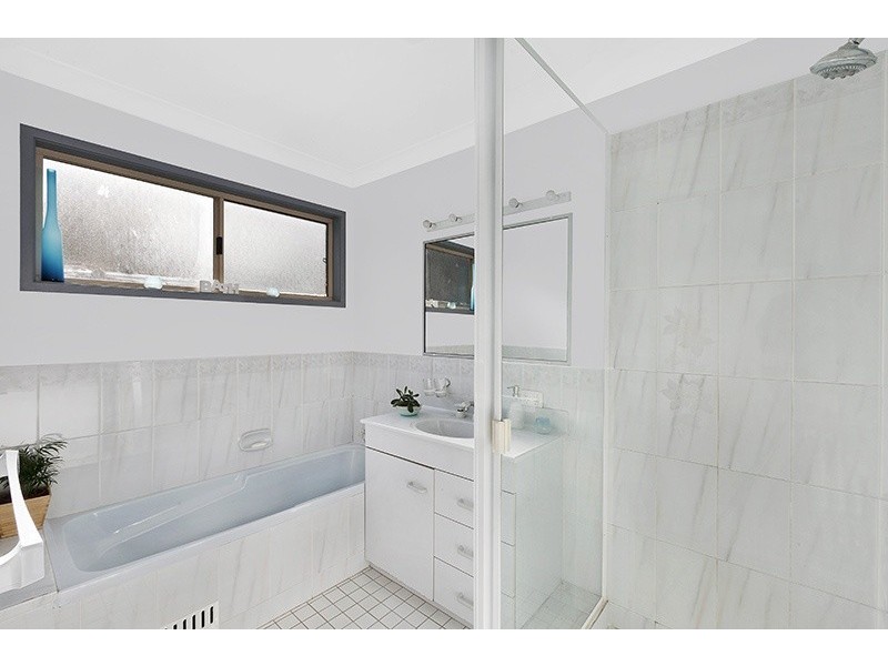 40a Berne Street, Bateau Bay NSW 2261