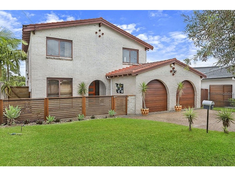 11 Grandview Street, Shelly Beach NSW 2261