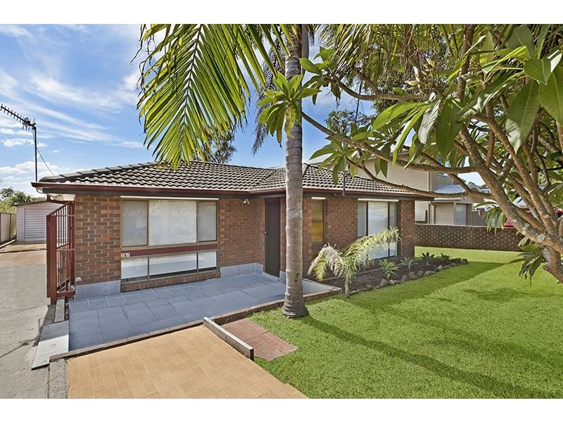 187 Bateau Bay Road, Bateau Bay NSW 2261