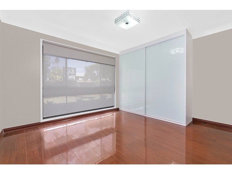 187 Bateau Bay Road, Bateau Bay NSW 2261