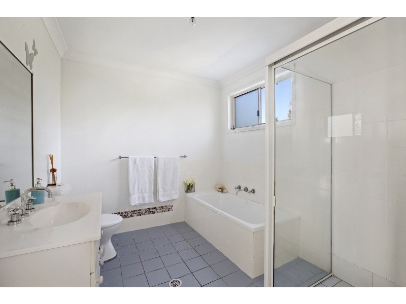 6/32 Aurora Place, Bateau Bay NSW 2261