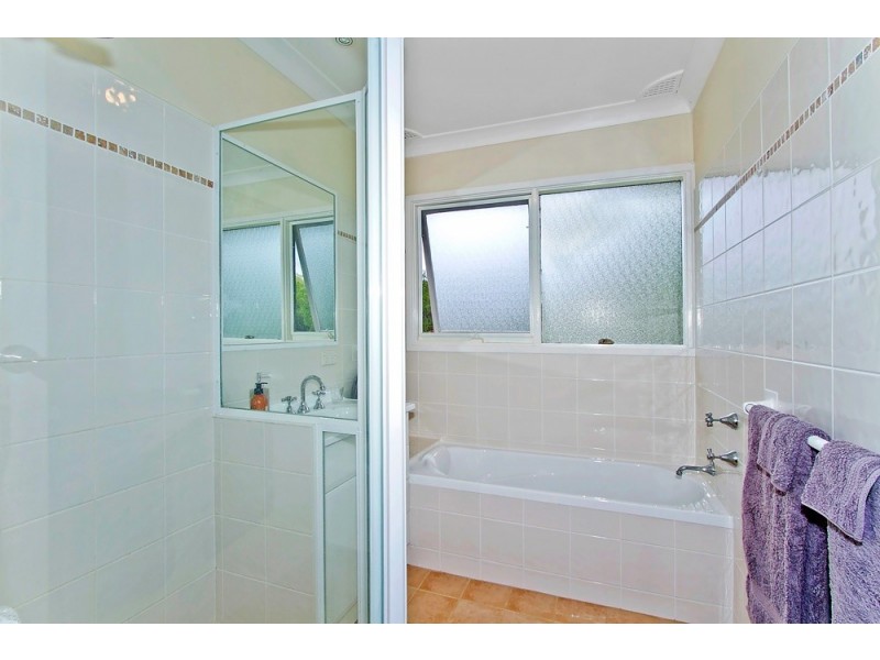 38 Bias Avenue, Bateau Bay NSW 2261