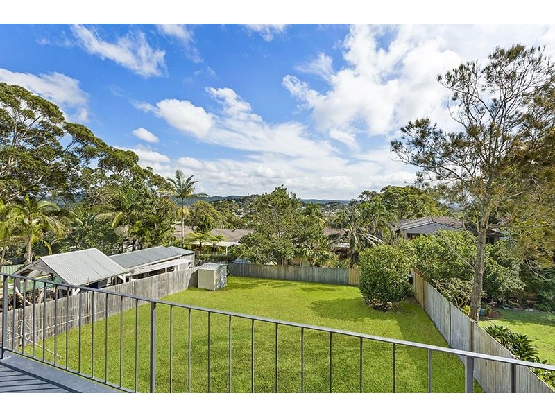 8 Pasadena Avenue, Bateau Bay NSW 2261