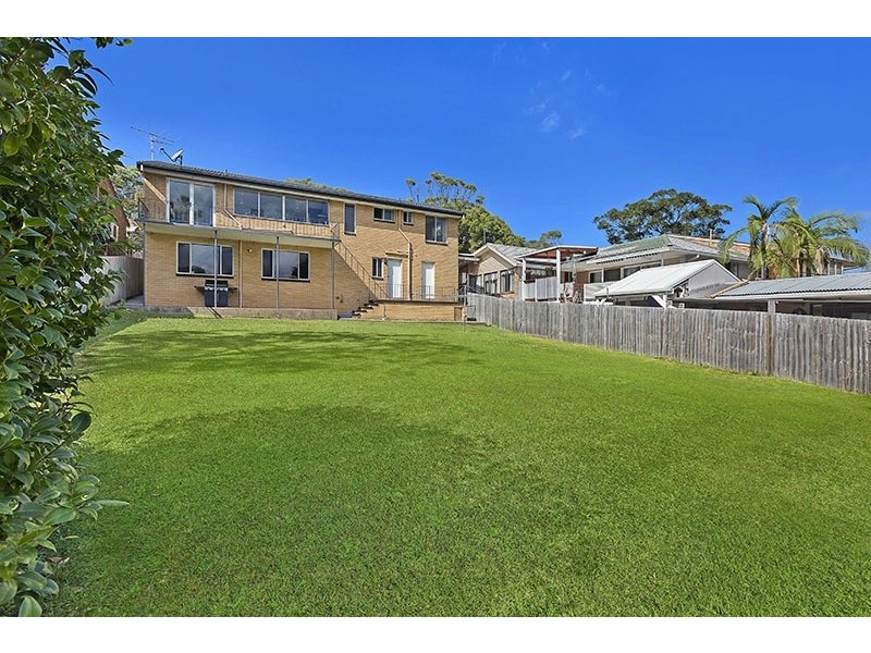 8 Pasadena Avenue, Bateau Bay NSW 2261