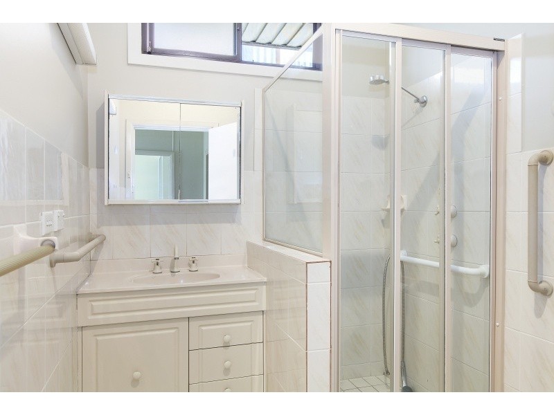 605 The Entrance Road, Bateau Bay NSW 2261