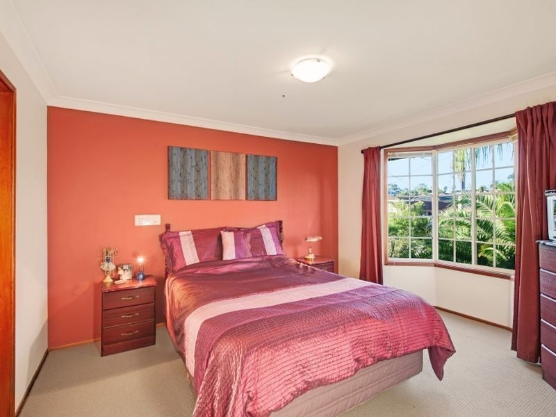 39 Sir Joseph Banks Drive, Bateau Bay NSW 2261