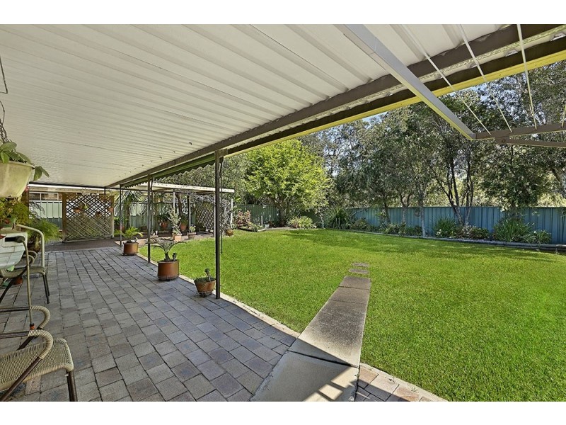 18 Hawkesbury Close, Bateau Bay NSW 2261