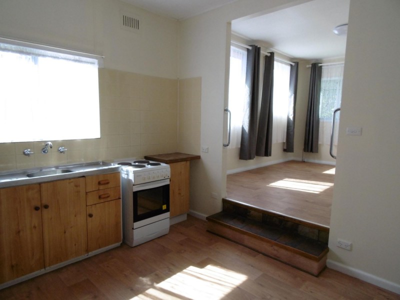 8 Denniss Road, The Entrance North NSW 2261