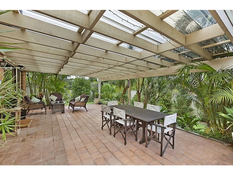 12 Jessica Street, Bateau Bay NSW 2261