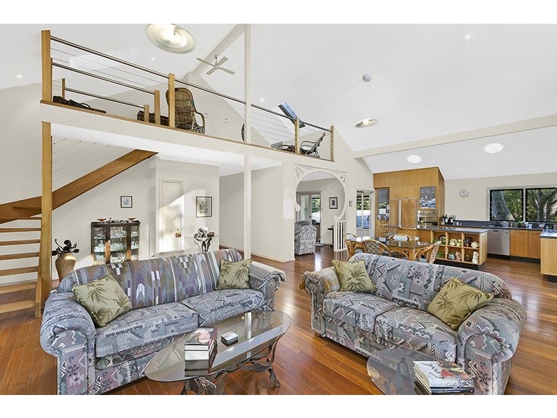 18 Harbour Street, Bateau Bay NSW 2261