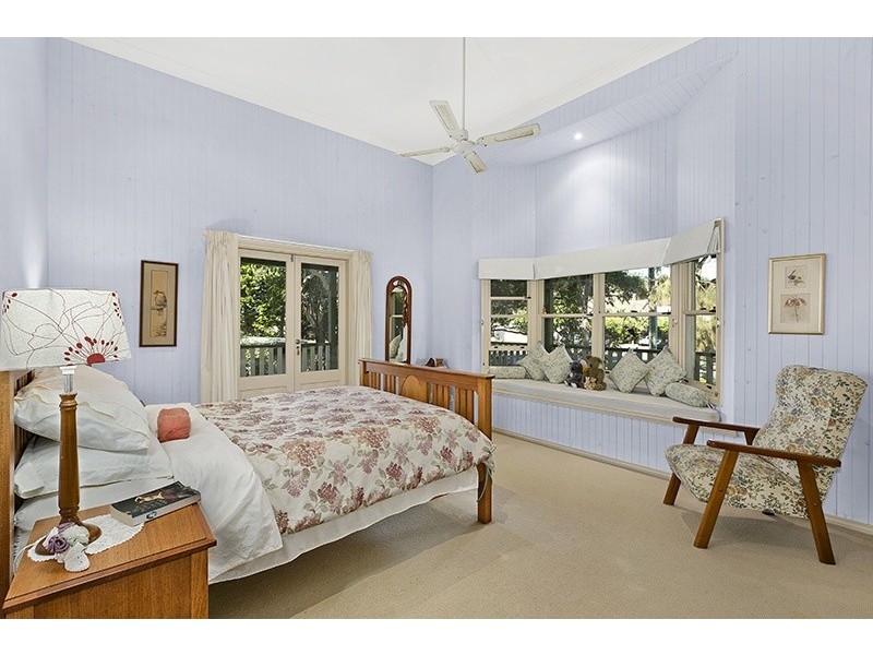 18 Harbour Street, Bateau Bay NSW 2261