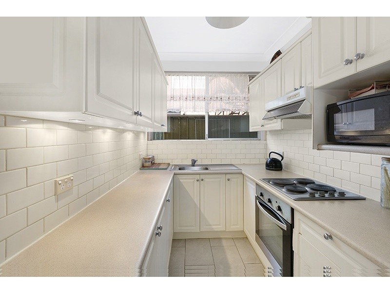 3/10-12 Bias Avenue, Bateau Bay NSW 2261