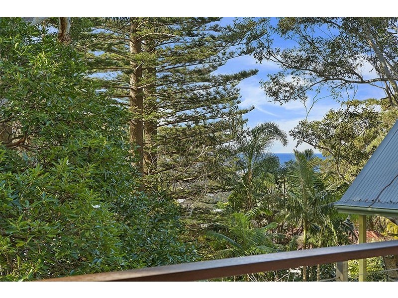 12 Norahview Street, Bateau Bay NSW 2261