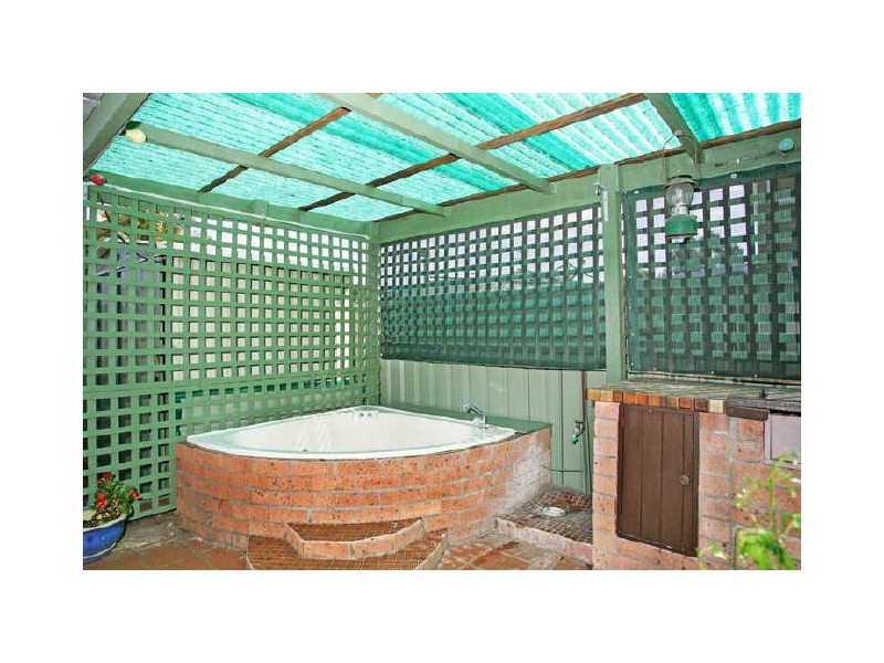 22 Barramundi Place, Bateau Bay NSW 2261