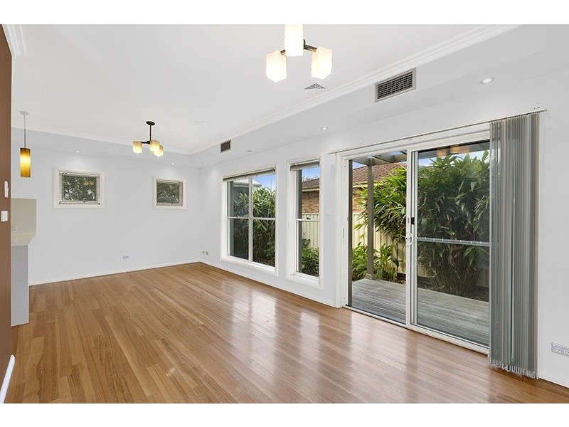 2/26 Bondi Street, The Entrance North NSW 2261