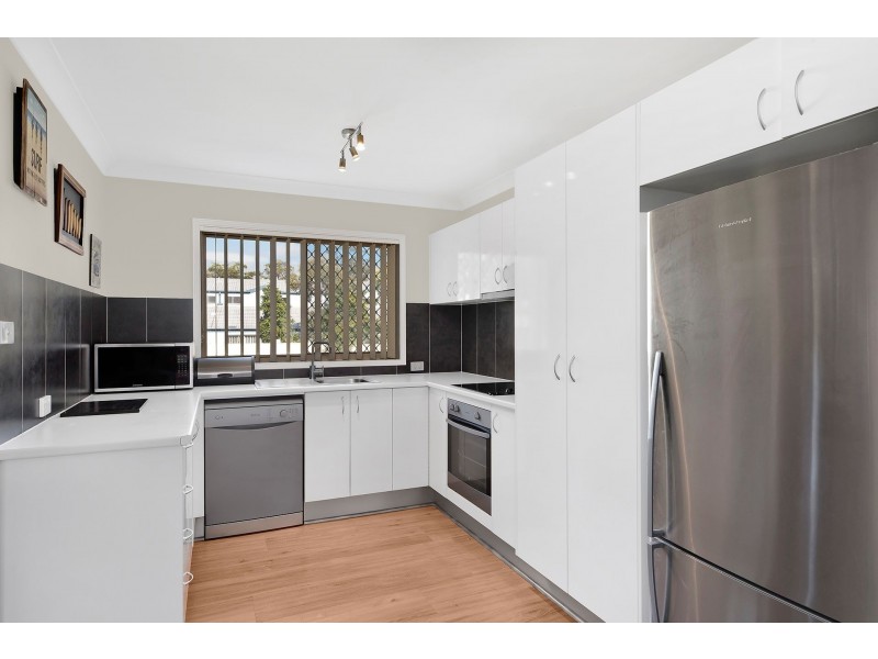18 Aurora Place, Bateau Bay NSW 2261