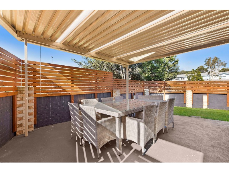 18 Aurora Place, Bateau Bay NSW 2261