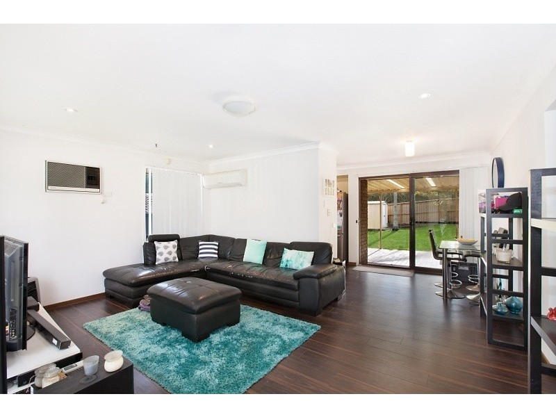 8 Sherwood Close, Bateau Bay NSW 2261