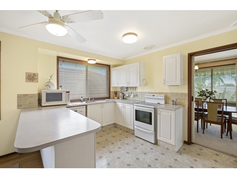 11 Newhaven Place, Bateau Bay NSW 2261