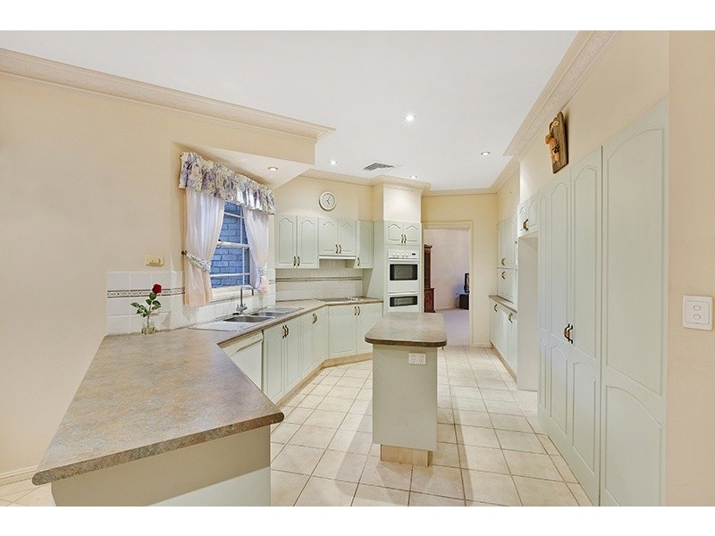 9 Katungal Street, Bateau Bay NSW 2261