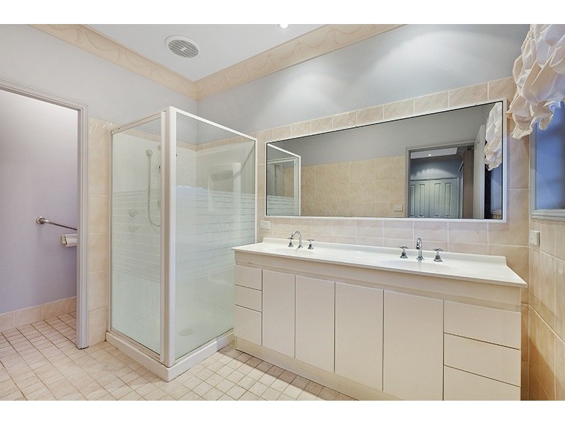 9 Katungal Street, Bateau Bay NSW 2261