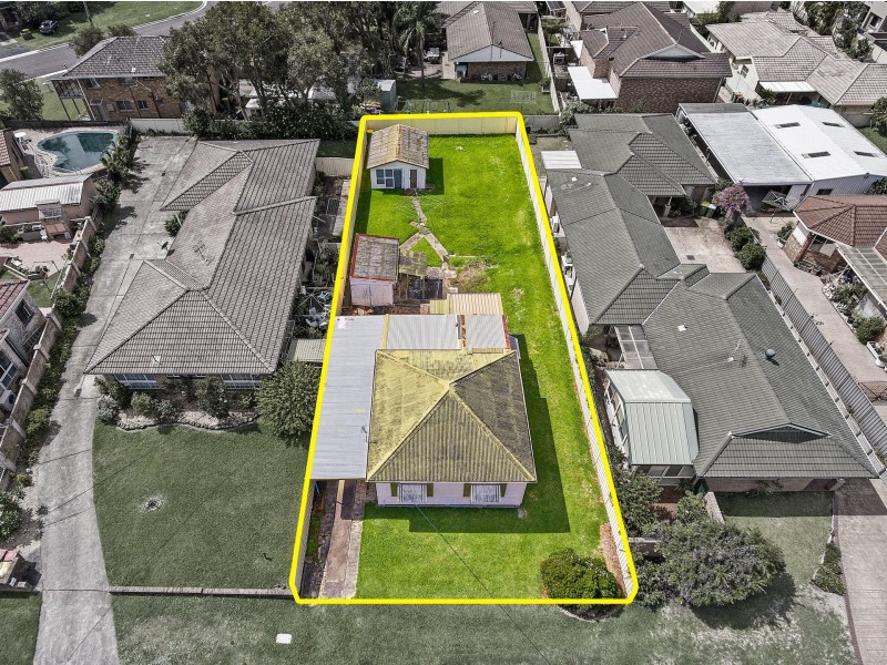 6 Benelong Street, The Entrance NSW 2261