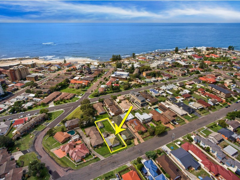 6 Benelong Street, The Entrance NSW 2261