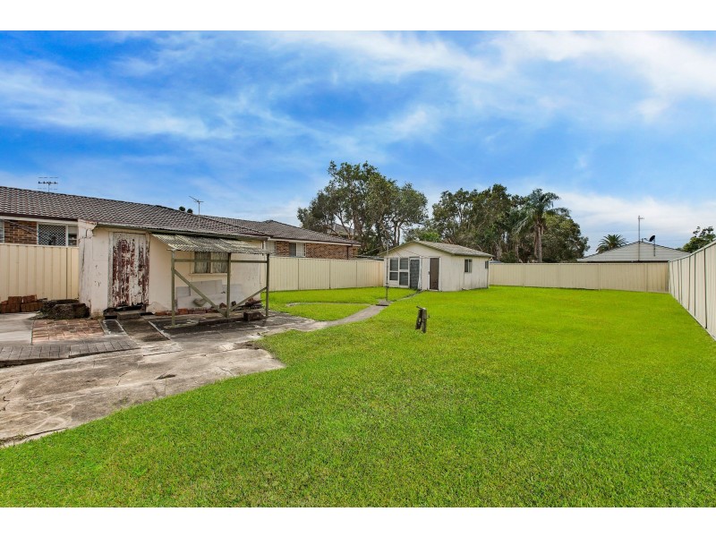 6 Benelong Street, The Entrance NSW 2261