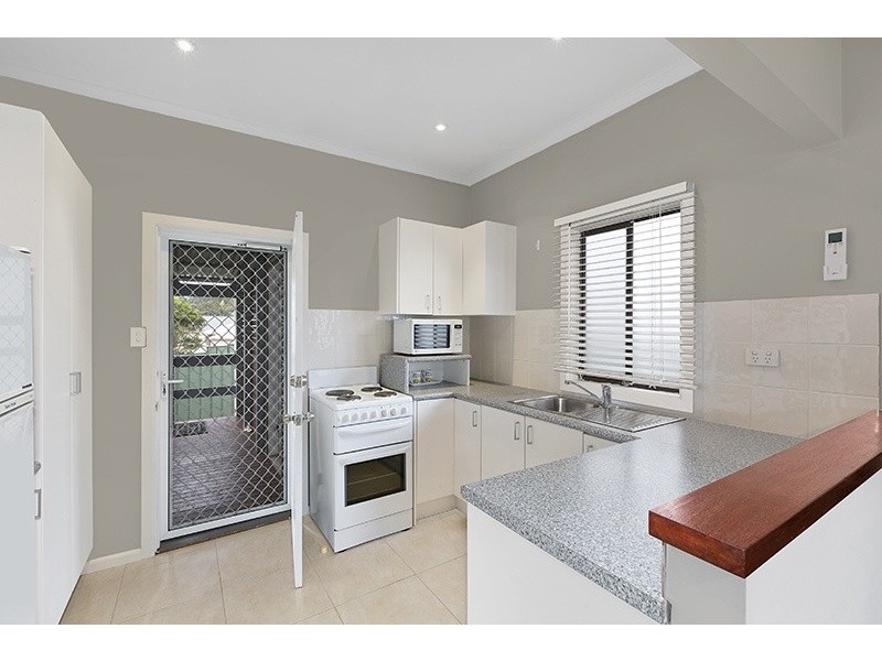 558 The Entrance Road, Bateau Bay NSW 2261