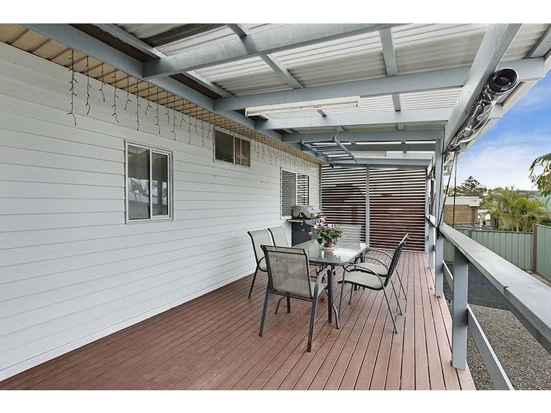 558 The Entrance Road, Bateau Bay NSW 2261