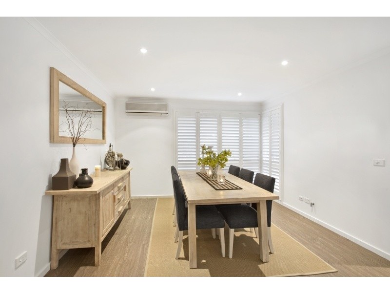 16 Lancaster Parade, Bateau Bay NSW 2261