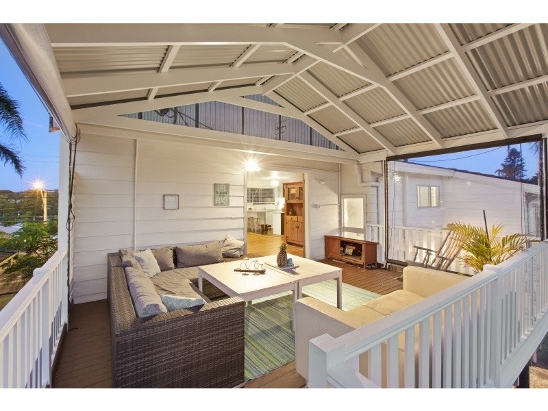 581 The Entrance Road, Bateau Bay NSW 2261