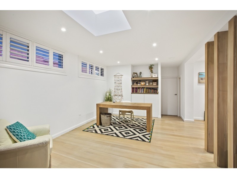 32 Bias Avenue, Bateau Bay NSW 2261